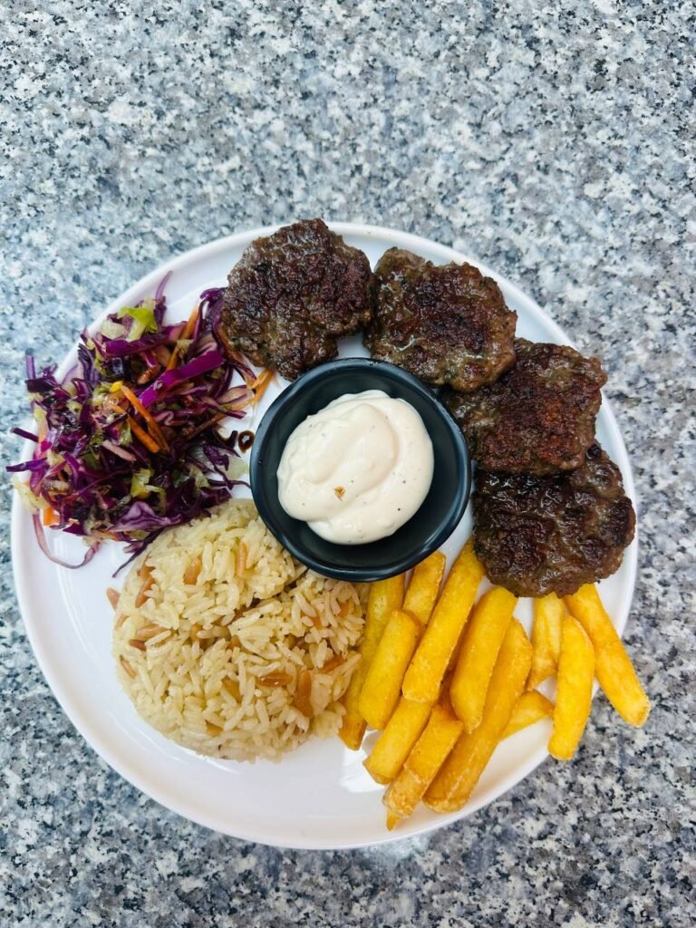 Köfte Servis / Говяжье котлеты