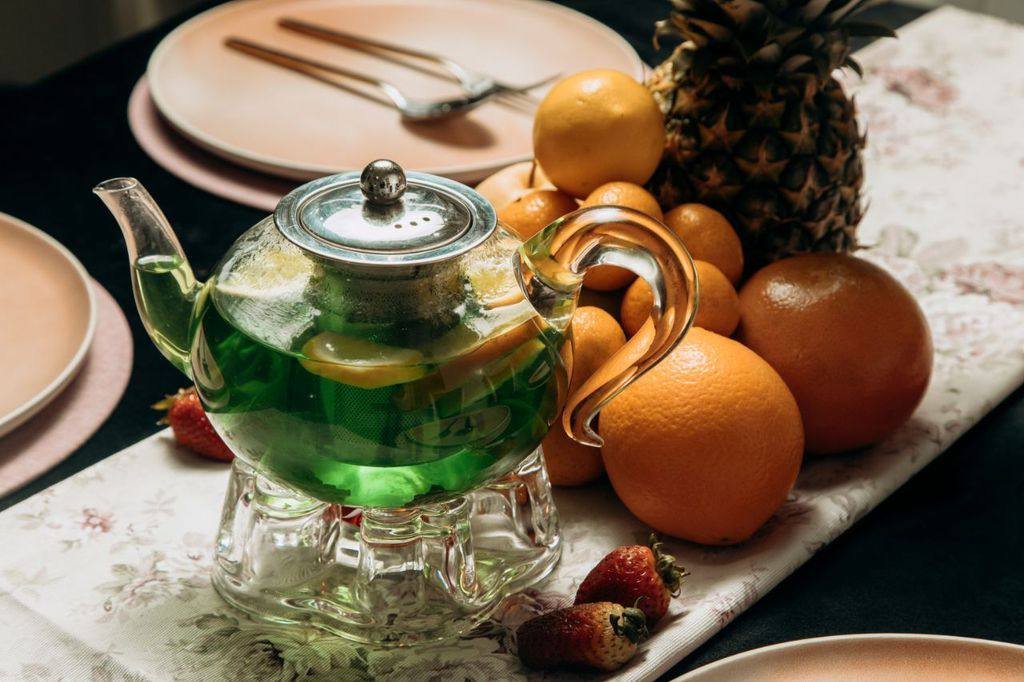 Tarhun Çayı / Тархун чай в чайнике