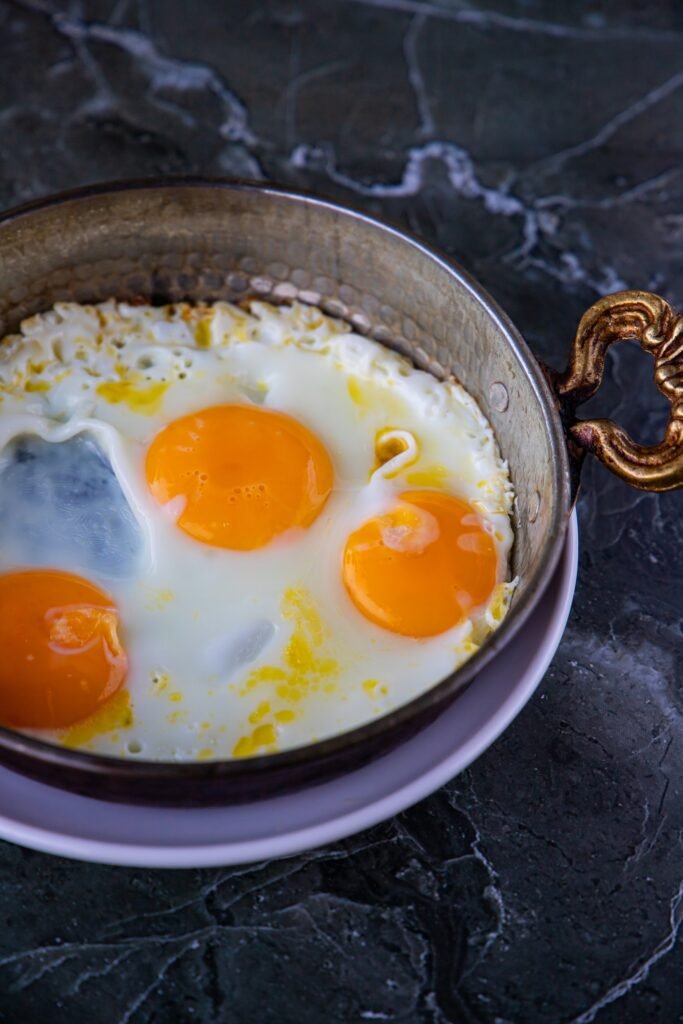 Sahanda Yumurta / Жаренное яйцо